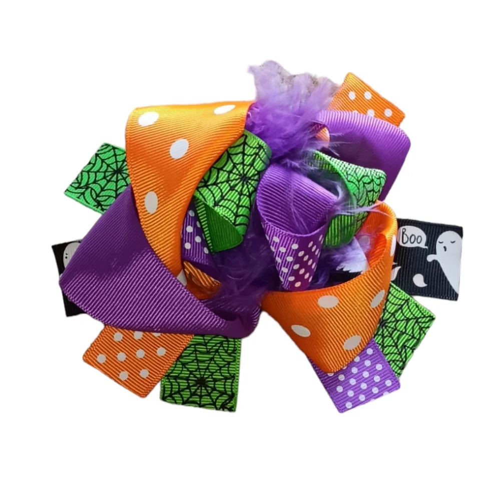 - PRETTY GIRL (4) HOLIDAY HAIR BOWS